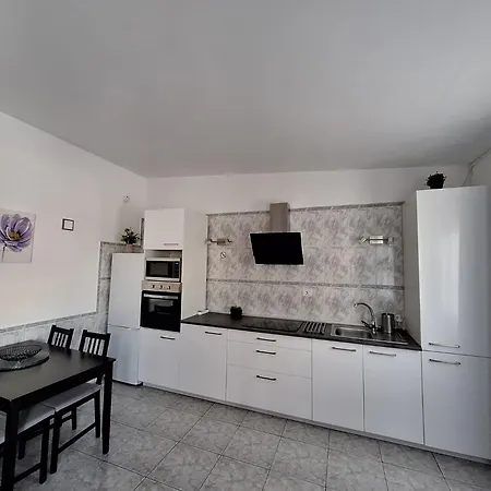 Cozy Spacious With Pool And Wi-fi Chayofita, 6b *