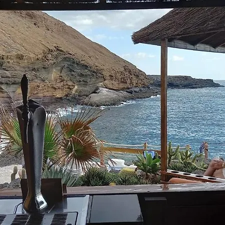 Cozy Spacious With Pool And Wi-fi Chayofita, 6b Holiday home